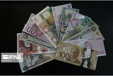 مهار تورم کلید ثبات بازار ارز /رانت‌جویی، آسیب اصلی نظام بانکی است