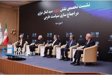 ظریف: عقلانیت، متانت و رعایت حق‌الناس از ویژگی‌های برجسته شهید خرازی بود