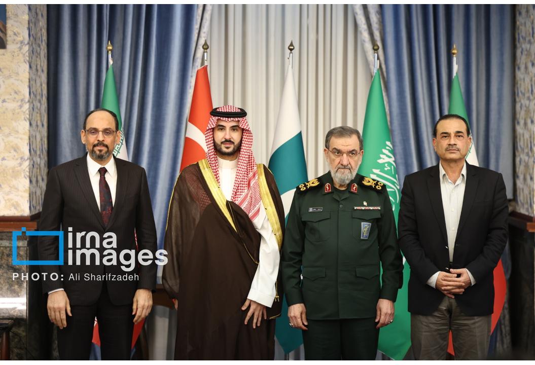 Tehran summit press statement: Talks on regional peace and security will continue