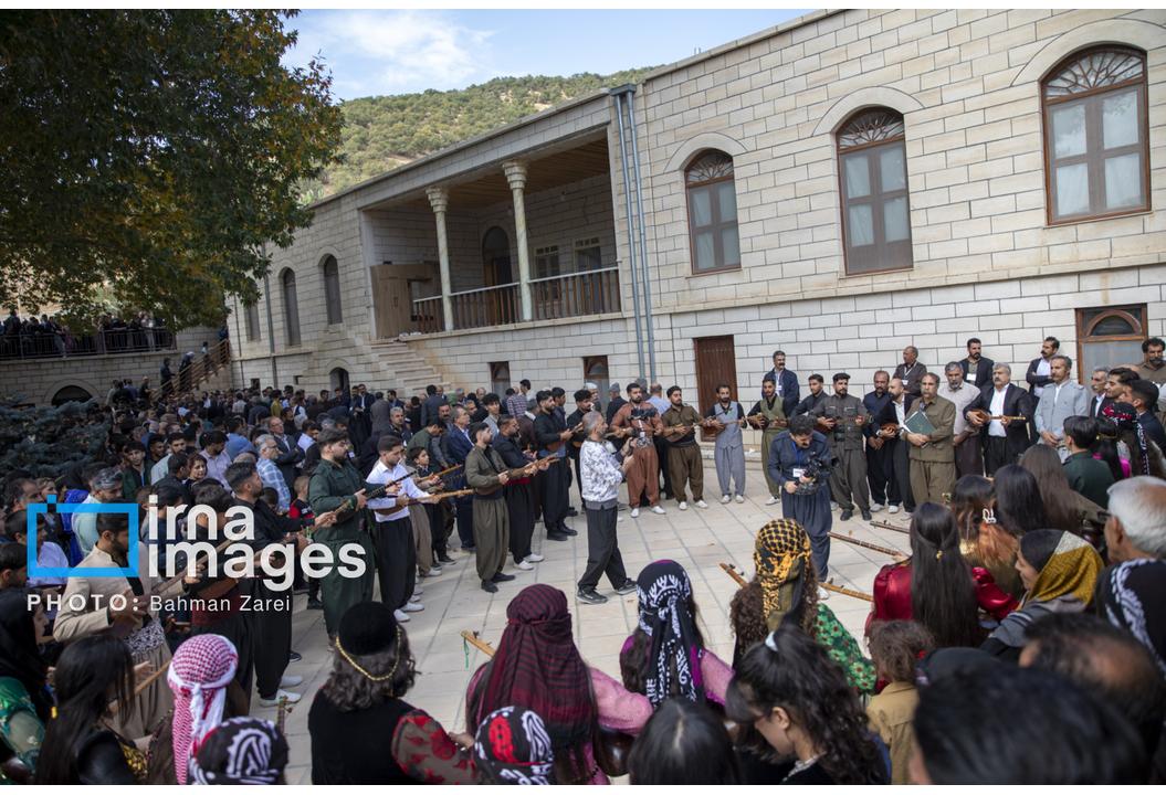 جشن خاونکار در روستای توت‌شامی دالاهو برگزار شد
